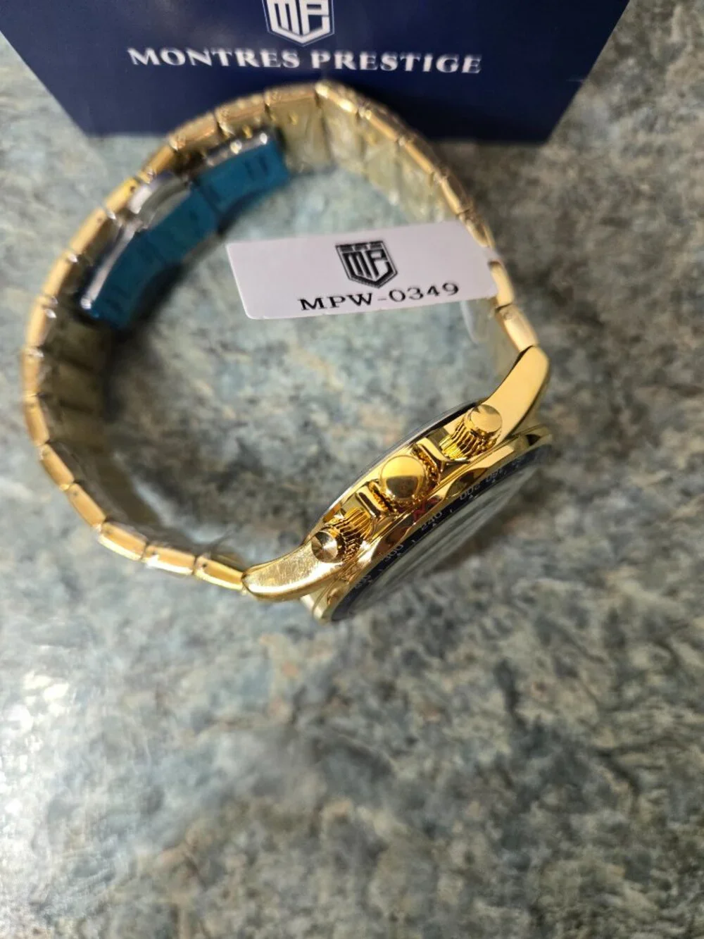 Invicta Montres Prestige Men's Quartz Watch MPW-0349 – Gold-Tone & Blue Dial